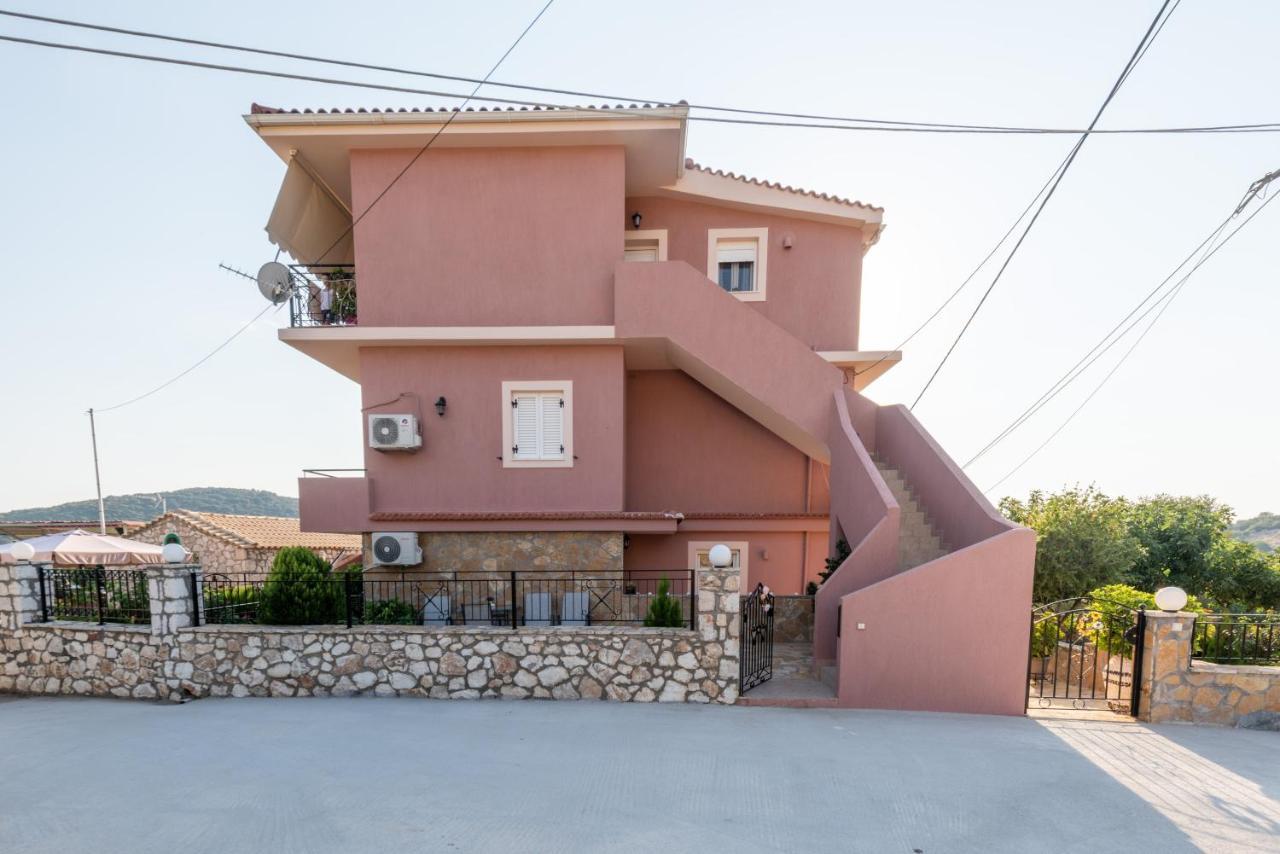 Sofia'S Apartments Razata Ngoại thất bức ảnh