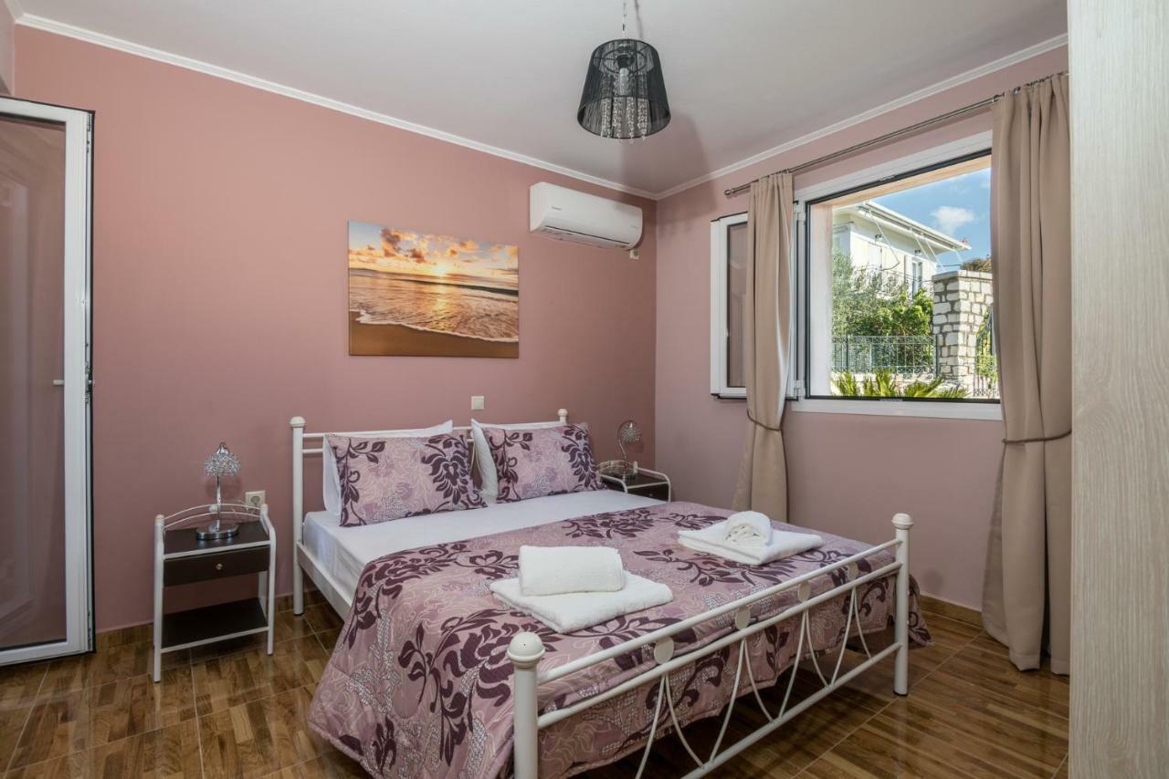 Sofia'S Apartments Razata Ngoại thất bức ảnh
